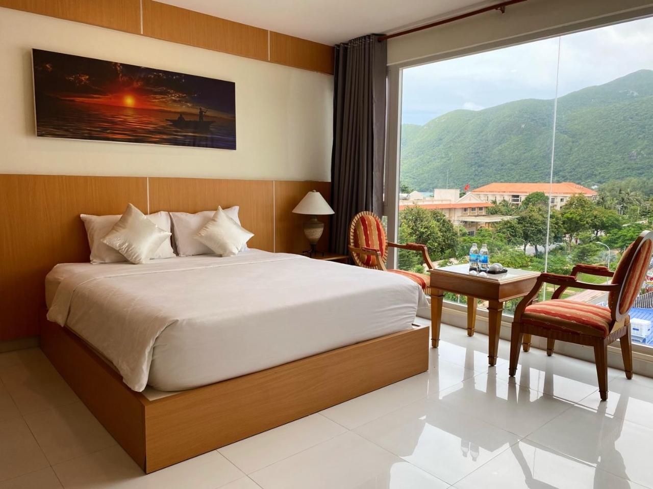 Conson Hotel Chi Khu Co Ong Zewnętrze zdjęcie